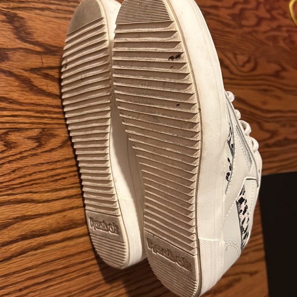 Reebok Side leopard print Gym Shoes - Picture 2 of 3